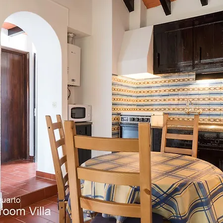 Akivillas Rei Iii Villa
