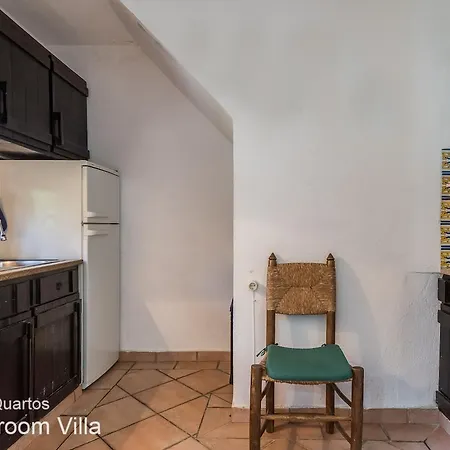 Akivillas Rei Iii Villa *